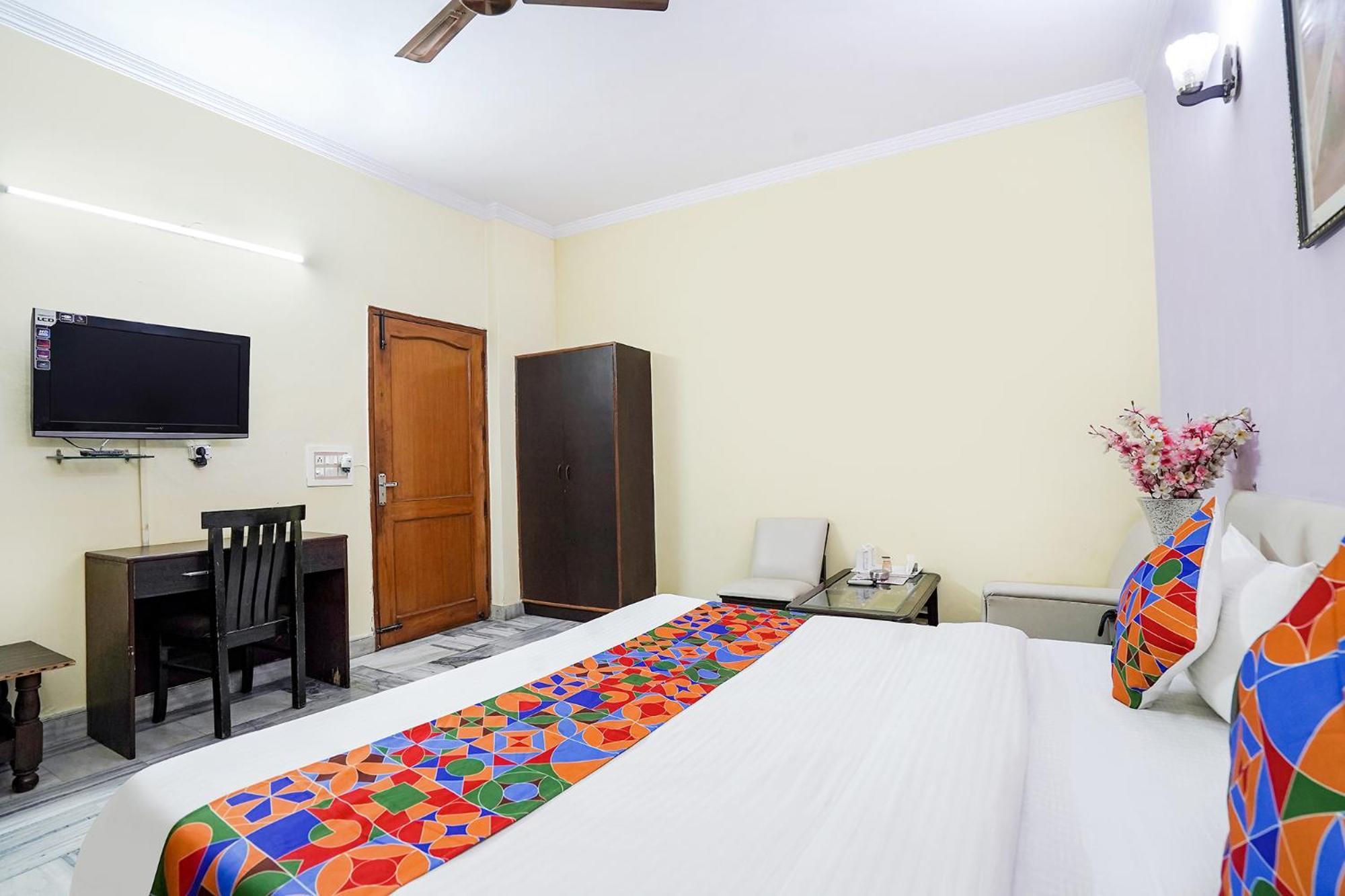 Hotel Fabexpress Ivy Sector 35 3*