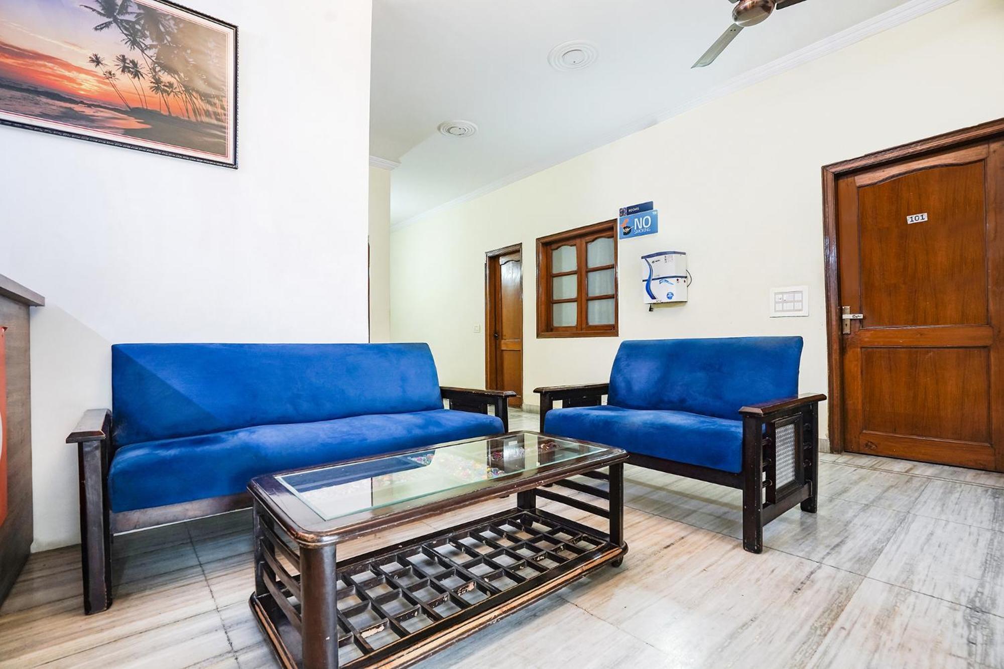Hotel Fabexpress Ivy Sector 35 Noida